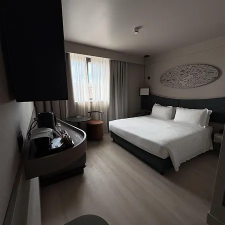 Hotel Western Rome Airport 4*