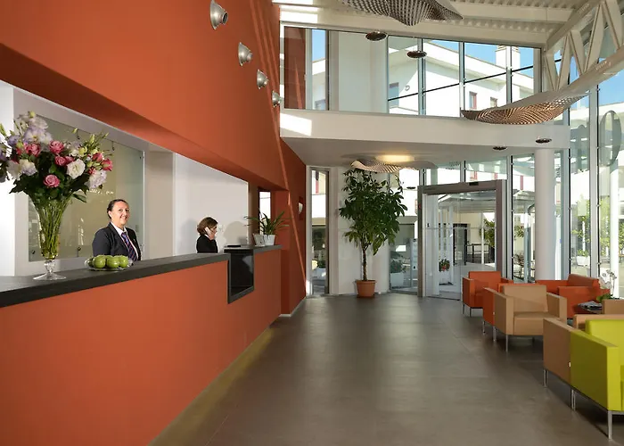 מלון Western Rome Airport