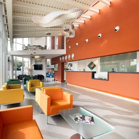 Western Rome Airport 4*