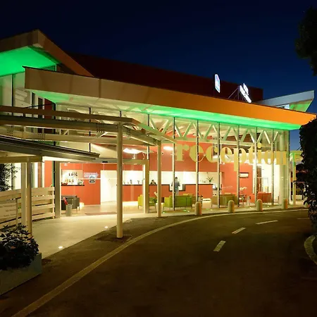 Western Rome Airport Hotel 4*